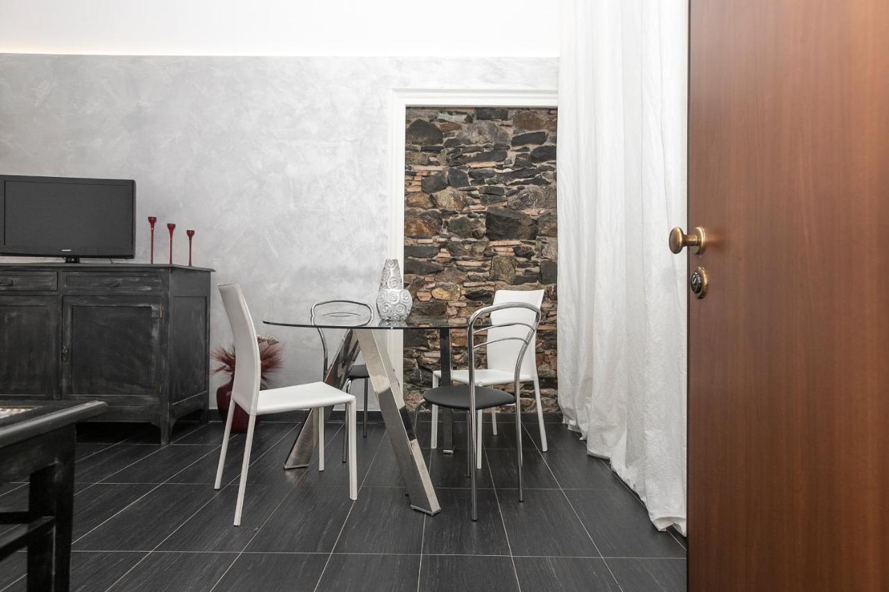 Homes In Genoa - Gold And Silver Экстерьер фото