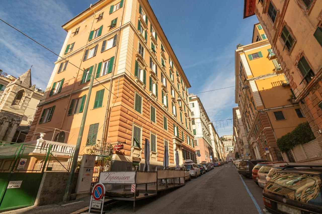 Homes In Genoa - Gold And Silver Экстерьер фото